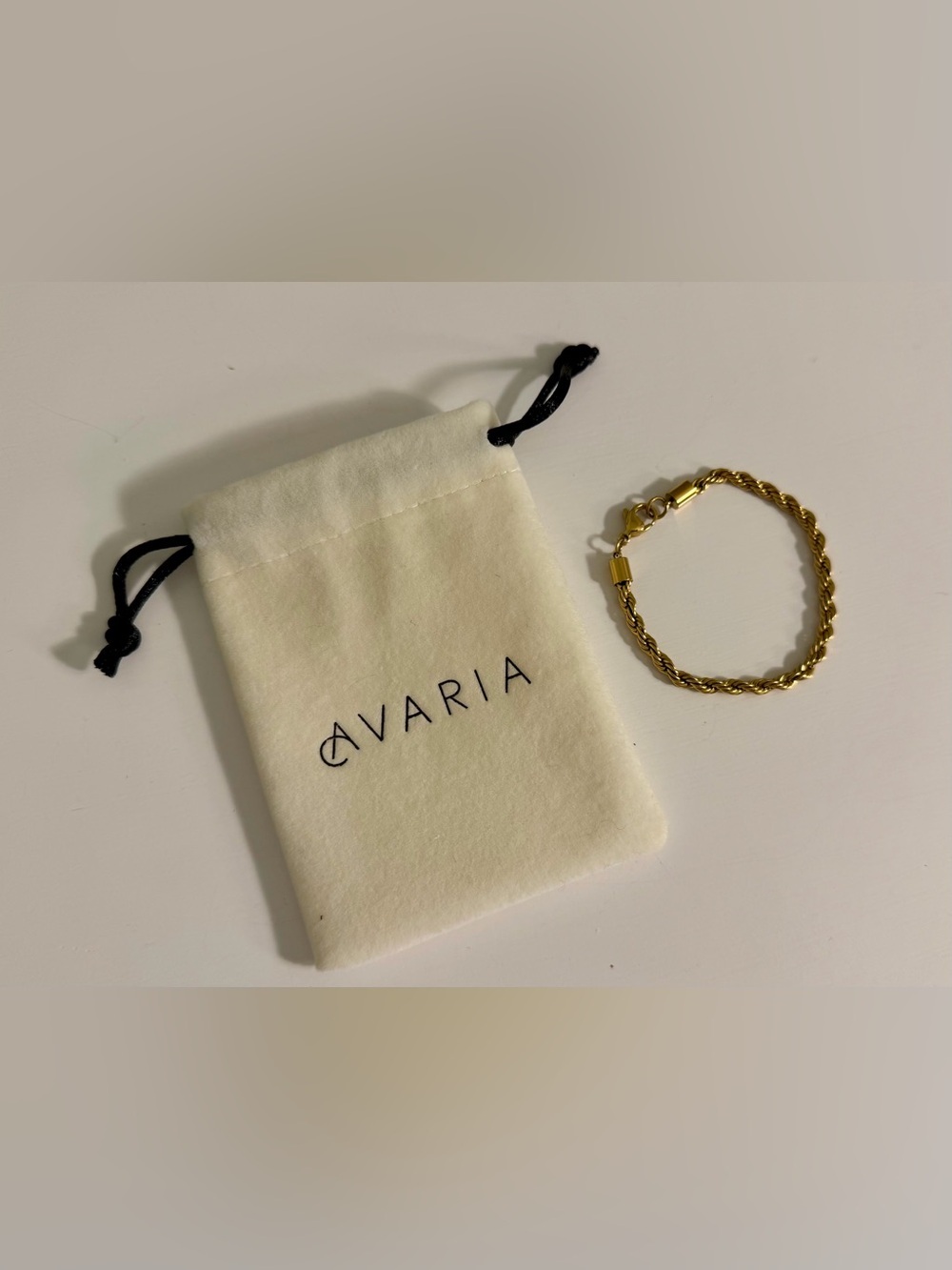 Avaria Gold Waterproof Twisted Rope Bracelet - Elegant Women's Jewelry